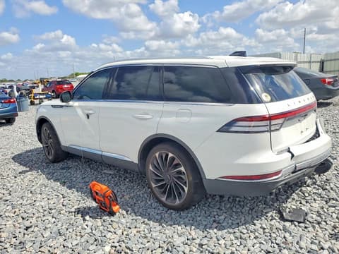 2025 Lincoln Aviator, VIN 5LM5J7XC2SGL04719. Фото 2 з 6 з аукціону Copart. Каталог авто зі США OpenDataCar.