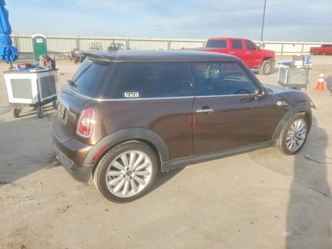 2010 Mini Cooper, VIN WMWMF7C59ATX45987. Фото 3 з 6 з аукціону Copart. Каталог авто зі США OpenDataCar.