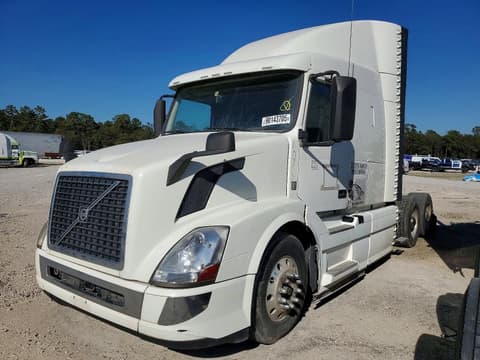2017 Volvo VNL, VIN 4V4NC9EG1HN976959. Фото 2 из 6 с аукциона Copart. Каталог авто из США OpenDataCar.