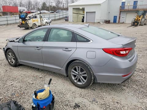2015 Hyundai Sonata, VIN 5NPE24AFXFH207520. Фото 2 з 6 з аукціону Copart. Каталог авто зі США OpenDataCar.