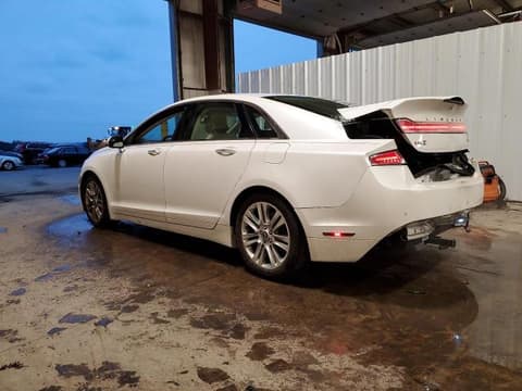 2014 Lincoln MKZ, VIN 3LN6L2J98ER830738. Фото 2 з 6 з аукціону Copart. Каталог авто зі США OpenDataCar.