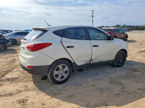 2010 Hyundai Tucson, VIN KM8JT3AC6AU078097. Фото 3 з 6 з аукціону Copart. Каталог авто зі США OpenDataCar.