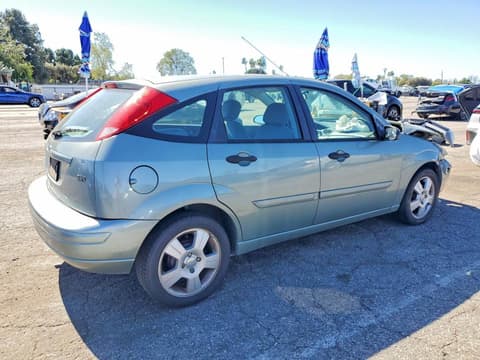 2004 Ford Focus, VIN 3FAFP37Z74R110972. Фото 3 из 6 с аукциона Copart. Каталог авто из США OpenDataCar.
