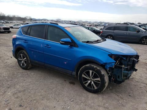 2017 Toyota RAV4, VIN 2T3RFREV5HW627931. Фото 4 з 6 з аукціону Copart. Каталог авто зі США OpenDataCar.