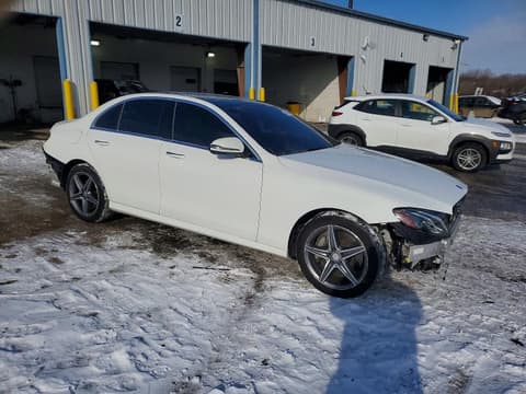 2017 Mercedes-benz E-Class, VIN WDDZF4KB4HA185015. Фото 4 з 6 з аукціону Copart. Каталог авто зі США OpenDataCar.