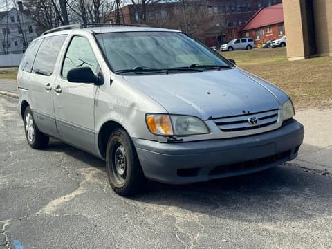 2002 Toyota Sienna, VIN 4T3ZF13C92U507415. Фото 1 з 6 з аукціону Copart. Каталог авто зі США OpenDataCar.