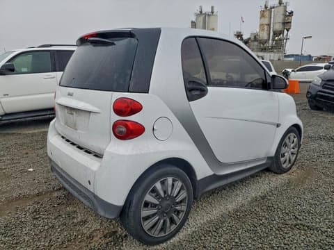 2014 Smart Fortwo, VIN WMEEJ3BA0EK737853. Фото 3 з 6 з аукціону Copart. Каталог авто зі США OpenDataCar.