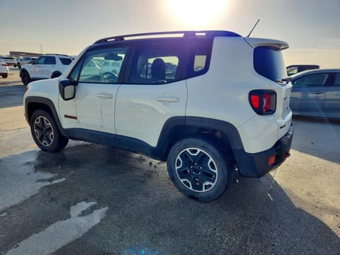 2017 Jeep Renegade, VIN ZACCJBCB8HPF92241. Фото 2 з 6 з аукціону Copart. Каталог авто зі США OpenDataCar.