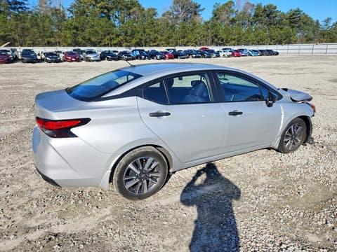 2024 Nissan Versa, VIN 3N1CN8DV3RL837069. Фото 3 з 6 з аукціону Copart. Каталог авто зі США OpenDataCar.