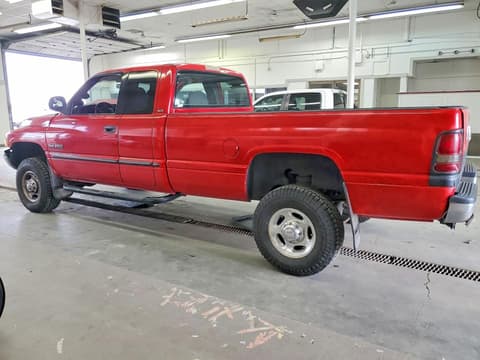 2001 Dodge Ram 2500, VIN 1B7KF23621J271723. Фото 2 из 6 с аукциона Copart. Каталог авто из США OpenDataCar.