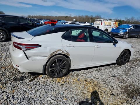 2019 Toyota Camry, VIN 4T1B61HK4KU250528. Фото 3 з 6 з аукціону Copart. Каталог авто зі США OpenDataCar.