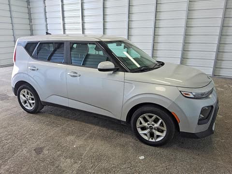 2021 Kia Soul, VIN KNDJ23AU0M7779284. Фото 4 з 6 з аукціону Copart. Каталог авто зі США OpenDataCar.