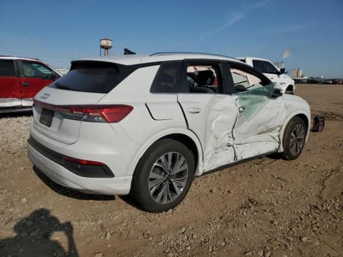 2023 Audi Q4 e-tron, VIN WA1BCBFZ0PP004711. Фото 3 з 6 з аукціону Copart. Каталог авто зі США OpenDataCar.