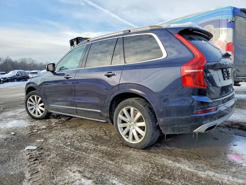 2016 Volvo XC90, VIN YV4A22PK7G1053295. Фото 2 з 6 з аукціону Copart. Каталог авто зі США OpenDataCar.