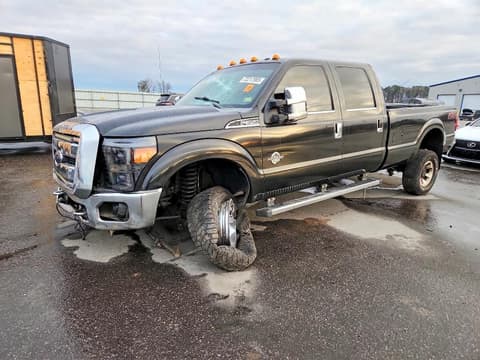 2015 Ford F-350 Super Duty, VIN 1FT8W3BT2FEA32602. Фото 1 з 6 з аукціону Copart. Каталог авто зі США OpenDataCar.