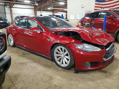 2015 Tesla Model S, VIN 5YJSA1V43FF097373. Фото 4 з 6 з аукціону Copart. Каталог авто зі США OpenDataCar.