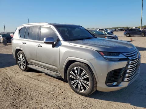 2024 Lexus LX 600, VIN JTJGB7CXXR4042611. Zdjęcie 4 z 6 z aukcji Copart. Katalog aut z USA OpenDataCar.