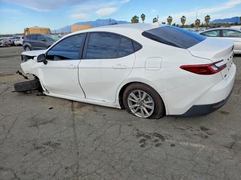 2026 Toyota Camry, VIN 4T1DAACK0TU229868. Фото 2 з 6 з аукціону Copart. Каталог авто зі США OpenDataCar.