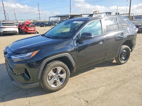 2025 Toyota RAV4, VIN 2T3W1RFV9SC303647. Фото 1 з 6 з аукціону Copart. Каталог авто зі США OpenDataCar.