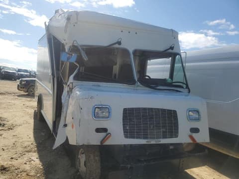 2021 Ford Econoline, VIN 1FC3E4KK7MDC01932. Zdjęcie 5 z 6 z aukcji Copart. Katalog aut z USA OpenDataCar.