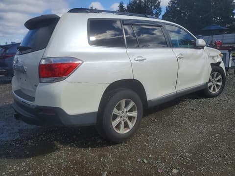 2013 Toyota Highlander, VIN 5TDBK3EH2DS207155. Фото 3 з 6 з аукціону Copart. Каталог авто зі США OpenDataCar.