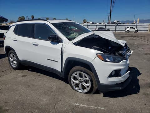 2025 Jeep Compass, VIN 3C4NJDBN5ST550237. Фото 4 з 6 з аукціону Copart. Каталог авто зі США OpenDataCar.