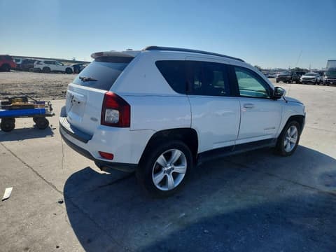2016 Jeep Compass, VIN 1C4NJDEB4GD616811. Фото 3 из 6 с аукциона Copart. Каталог авто из США OpenDataCar.