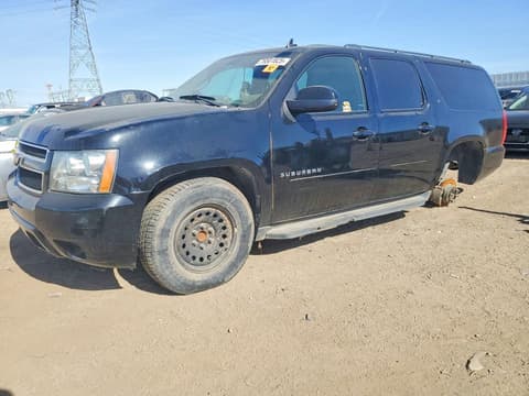 2013 Chevrolet Suburban, VIN 1GNSCJE0XDR266780. Фото 1 з 6 з аукціону Copart. Каталог авто зі США OpenDataCar.