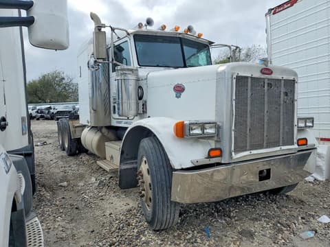 2005 Peterbilt 379, VIN 1XP5DB9X85D855307. Фото 1 из 6 с аукциона Copart. Каталог авто из США OpenDataCar.