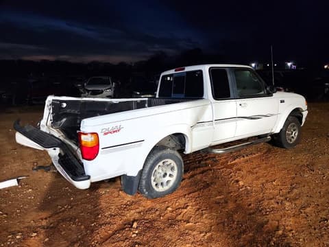 2002 Mazda B4000, VIN 4F4YR46E02TM20840. Zdjęcie 3 z 6 z aukcji Copart. Katalog aut z USA OpenDataCar.