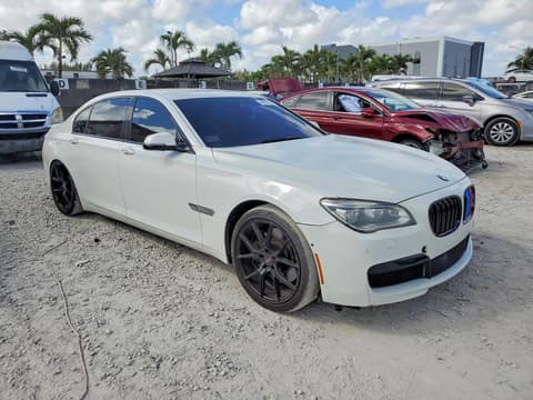 2014 Bmw 7 Series, VIN WBAYE8C58ED134987. Фото 4 з 6 з аукціону Copart. Каталог авто зі США OpenDataCar.