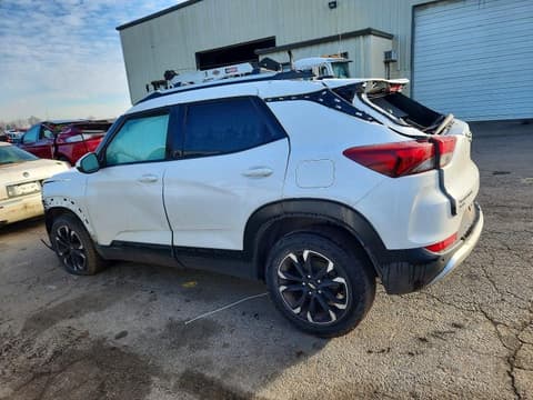 2021 Chevrolet Trailblazer, VIN KL79MRSL8MB048327. Фото 2 з 6 з аукціону Copart. Каталог авто зі США OpenDataCar.