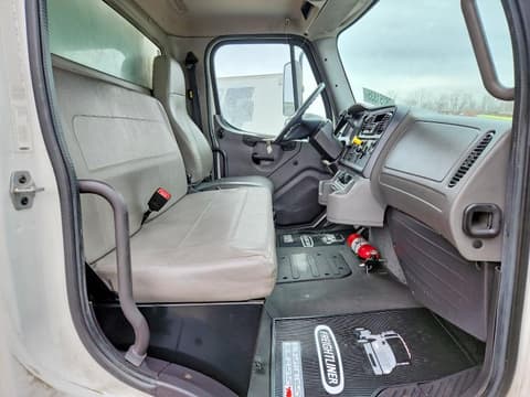 2015 Freightliner M2, VIN 3ALACXDT0FDGS9063. Фото 5 з 6 з аукціону Copart. Каталог авто зі США OpenDataCar.