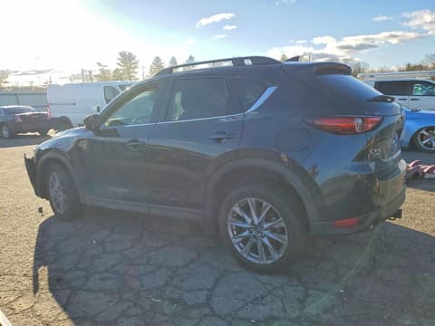 2021 Mazda CX-5, VIN JM3KFBAY4M0466552. Фото 2 з 6 з аукціону Copart. Каталог авто зі США OpenDataCar.