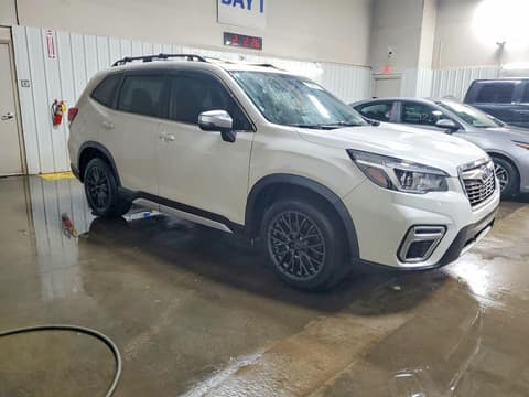 2020 Subaru Forester, VIN JF2SKAXC5LH439131. Фото 4 з 6 з аукціону Copart. Каталог авто зі США OpenDataCar.