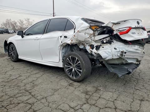 2020 Toyota Camry, VIN 4T1G11AK7LU975489. Фото 2 з 6 з аукціону Copart. Каталог авто зі США OpenDataCar.