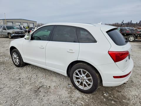 2010 Audi Q5, VIN WA1LKAFP8AA059773. Фото 2 з 6 з аукціону Copart. Каталог авто зі США OpenDataCar.