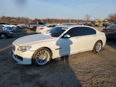 2015 Bmw 7 Series, VIN WBAYF8C56FG245552. Фото 1 з 6 з аукціону Copart. Каталог авто зі США OpenDataCar.