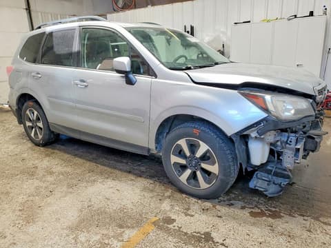 2017 Subaru Forester, VIN JF2SJARC8HH516727. Фото 4 з 6 з аукціону Copart. Каталог авто зі США OpenDataCar.