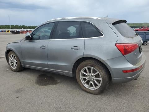 2010 Audi Q5, VIN WA1LKAFPXAA027701. Фото 2 з 6 з аукціону Copart. Каталог авто зі США OpenDataCar.