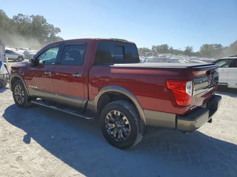 2017 Nissan Titan, VIN 1N6AA1E58HN506859. Фото 2 з 6 з аукціону Copart. Каталог авто зі США OpenDataCar.