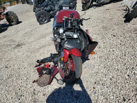 2025 Suzuki GSX-R1000, VIN JS1DM11B9S7100226. Photo 2 of 6 from Copart auction. OpenDataCar US salvage catalog.