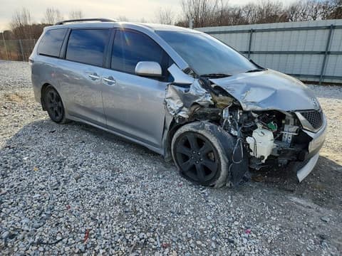2015 Toyota Sienna, VIN 5TDXK3DC6FS662167. Фото 4 из 6 с аукциона Copart. Каталог авто из США OpenDataCar.