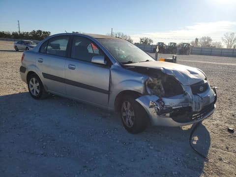 2006 Kia Rio, VIN KNADE123766157124. Фото 4 из 6 с аукциона Copart. Каталог авто из США OpenDataCar.