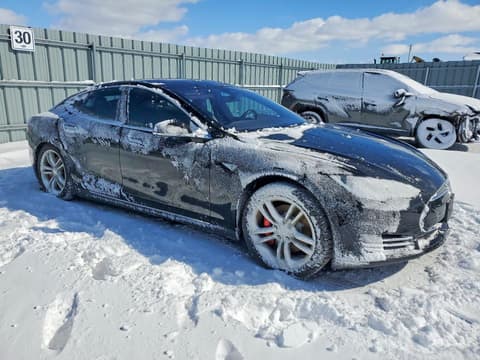 2015 Tesla Model S, VIN 5YJSA1H41FF095004. Фото 4 з 6 з аукціону Copart. Каталог авто зі США OpenDataCar.