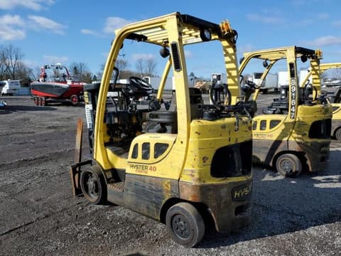 2007 Hyster Forklift, VIN F187V08877E. Фото 3 из 6 с аукциона Copart. Каталог авто из США OpenDataCar.