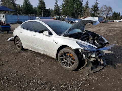 2018 Tesla Model 3, VIN 5YJ3E1EA5JF019765. Фото 4 з 6 з аукціону Copart. Каталог авто зі США OpenDataCar.