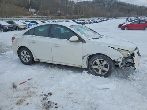 2014 Chevrolet Cruze, VIN 1G1PC5SB5E7108400. Zdjęcie 4 z 6 z aukcji Copart. Katalog aut z USA OpenDataCar.
