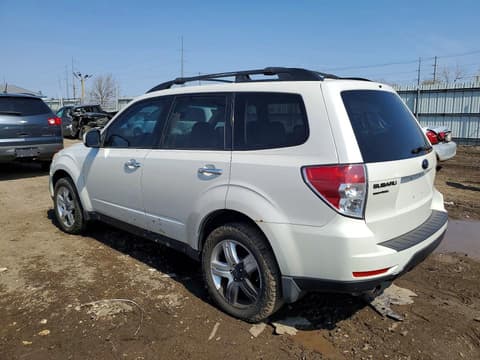 2010 Subaru Forester, VIN JF2SH6CC9AH715387. Фото 2 з 6 з аукціону Copart. Каталог авто зі США OpenDataCar.
