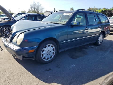 1999 Mercedes-benz E-Class, VIN WDBJH65F2XA842869. Фото 1 из 6 с аукциона Copart. Каталог авто из США OpenDataCar.